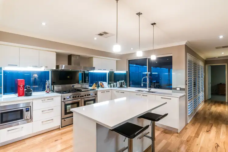 102a Cohn Street, Kewdale WA 6105