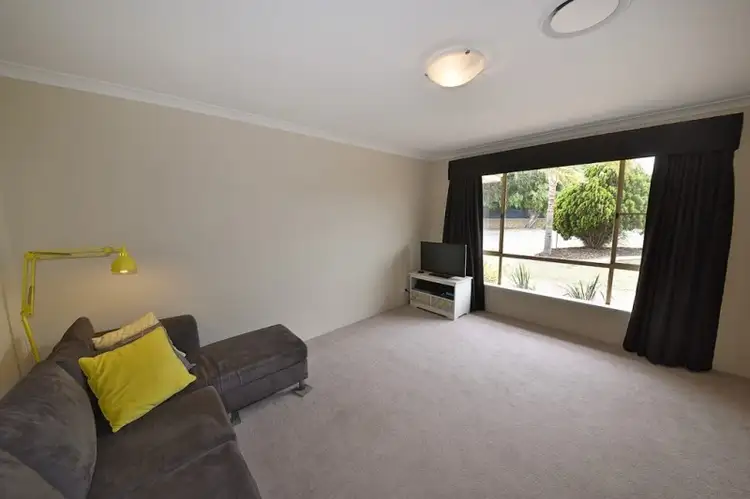 Seventh view of Homely house listing, 2 Jay Place, Quinns Rocks WA 6030