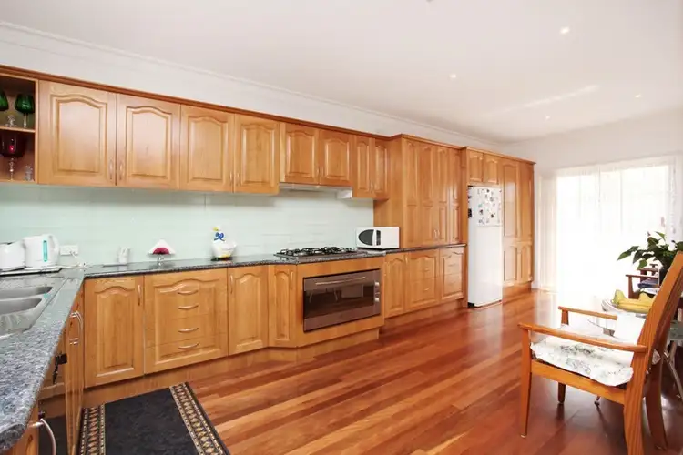 Fifth view of Homely house listing, 2 Miriam Court, Airport West VIC 3042