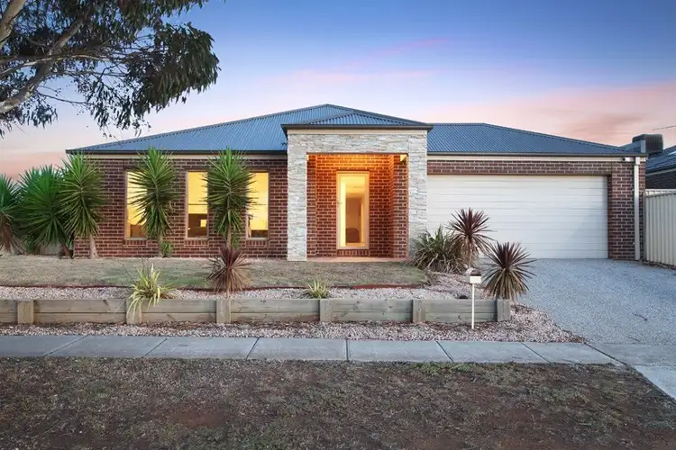 1 Sugar Berry Rise, Melton West VIC 3337