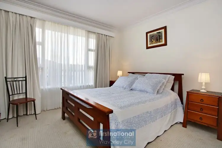 Sixth view of Homely house listing, 5 Nellie Court, Mount Waverley VIC 3149