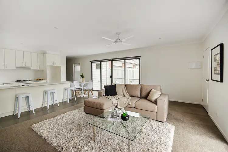 Second view of Homely unit listing, 2 & 3/254 Wilsons Road, St Albans Park VIC 3219