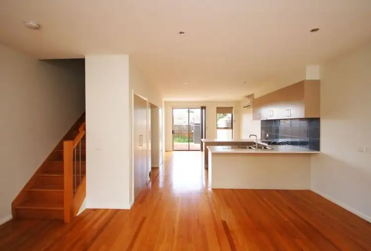 Fifth view of Homely townhouse listing, 4/45 Clovelly Avenue, Glenroy VIC 3046