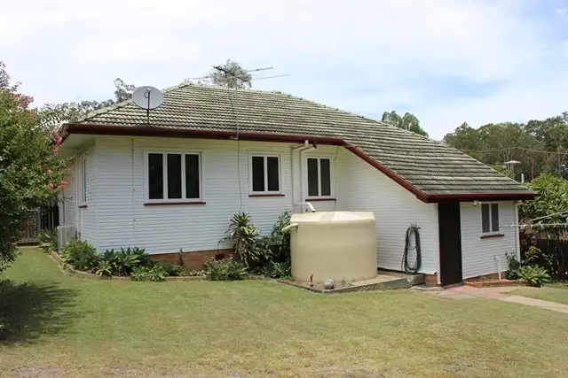 4 Robin Street, Coalfalls QLD 4305