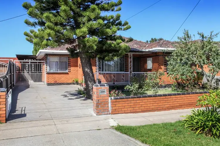 Main view of Homely house listing, 10 Kenross Court, Braybrook VIC 3019