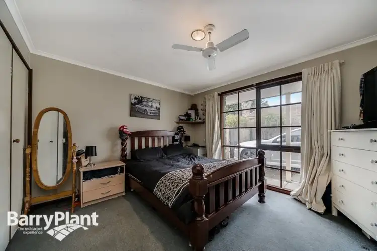Sixth view of Homely house listing, 5 Jamie Close, Cranbourne VIC 3977