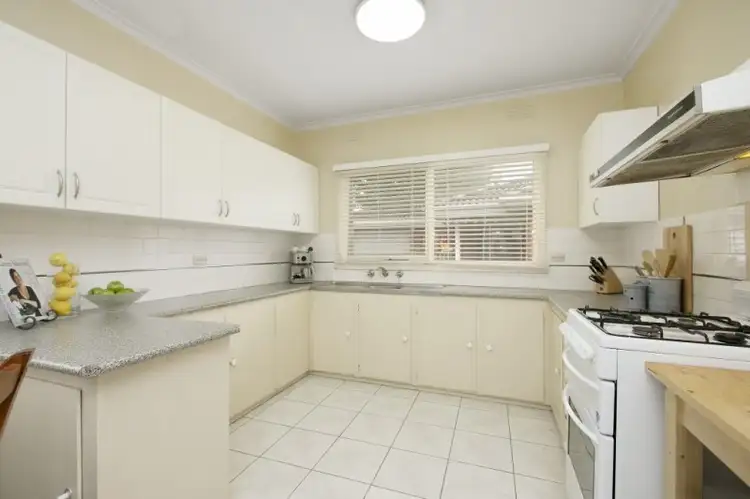 Fifth view of Homely townhouse listing, 1/14 Wave Avenue, Mount Waverley VIC 3149