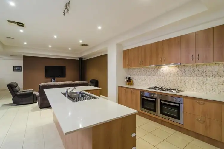 Sixth view of Homely house listing, 6 Sutherland Court, Tarneit VIC 3029