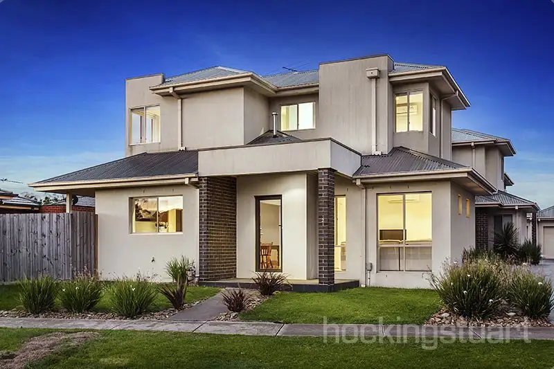 Main view of Homely townhouse listing, 2/32-34 Cypress Avenue, Brooklyn VIC 3012
