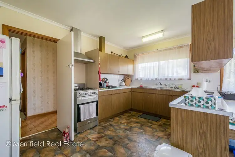Fourth view of Homely house listing, 1 Ardeana Crescent, Yakamia WA 6330