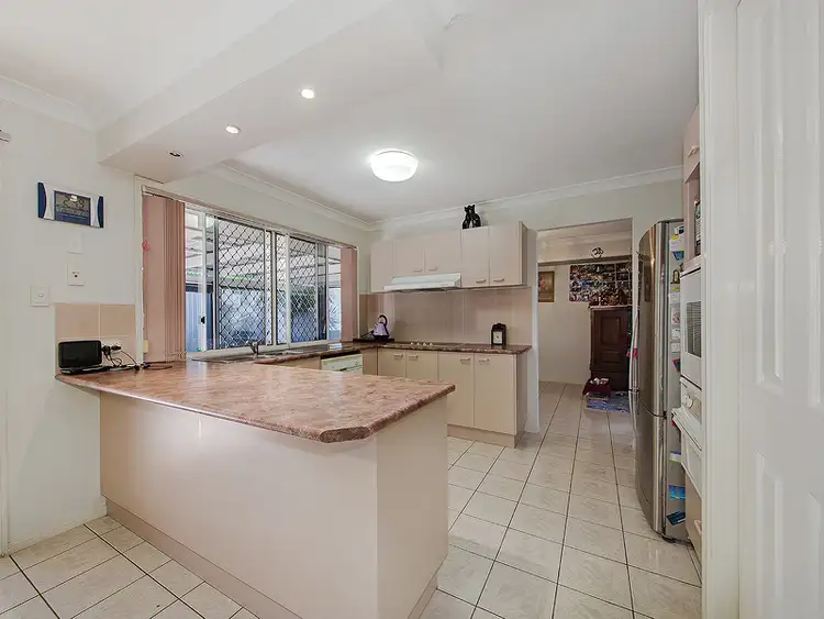 Sixth view of Homely house listing, 17 Silvara Circuit, Capalaba QLD 4157