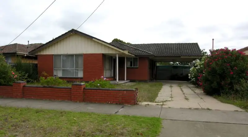 Main view of Homely house listing, 185 Raglan Street, Sale VIC 3850