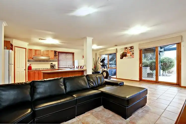 Seventh view of Homely house listing, 9 Bisset Court, Hoppers Crossing VIC 3029