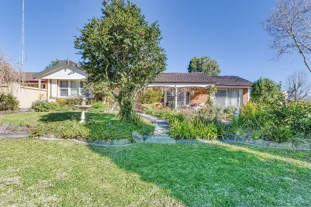 Main view of Homely house listing, 2/24 De Lisle Crescent, Metford NSW 2323