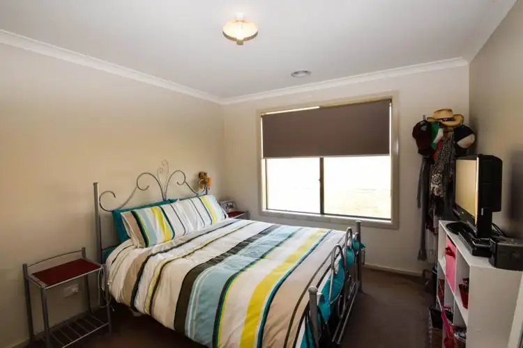 Fourth view of Homely house listing, 25 Joyce Way, Wangaratta VIC 3677