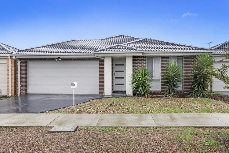45 Wakefields Drive, Brookfield VIC 3338
