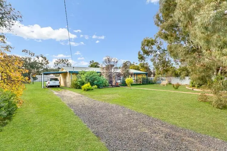 13 Pine Grove, Goornong VIC 3557