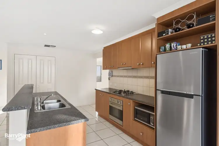 Sixth view of Homely house listing, 2 Anchor Court, Seabrook VIC 3028