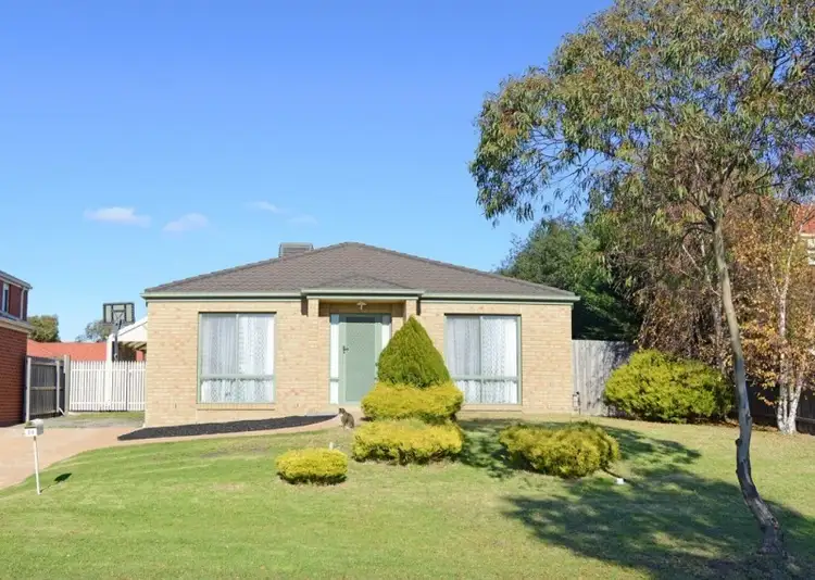 34 Manchester Drive, Skye VIC 3977