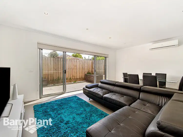 Second view of Homely unit listing, 2/32 Kodre Street, St Albans VIC 3021