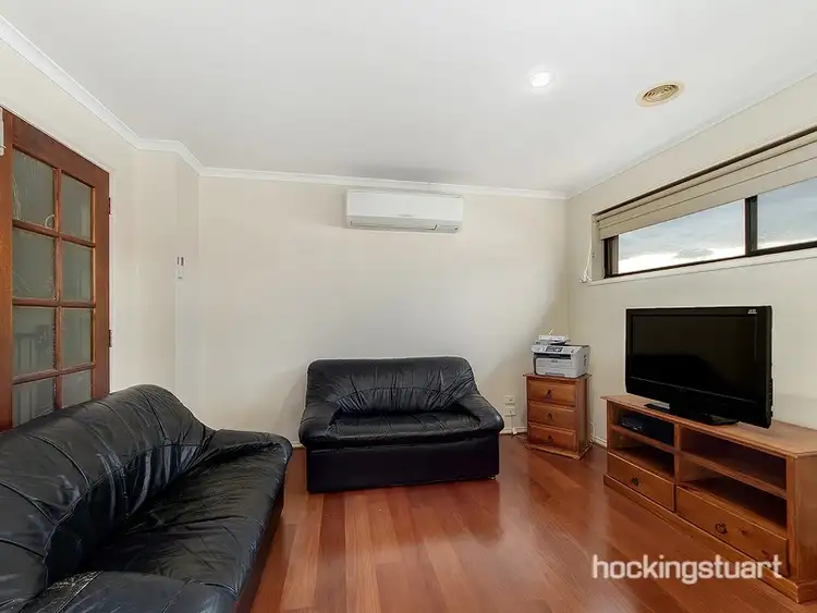 Seventh view of Homely house listing, 8 Evergreen Court, Taylors Hill VIC 3037