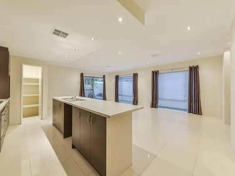 Fifth view of Homely house listing, 11 Godwit Street, Queens Park WA 6107