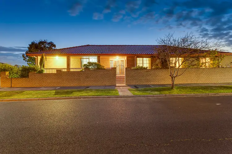 14 Hispano Drive, Keilor Downs VIC 3038