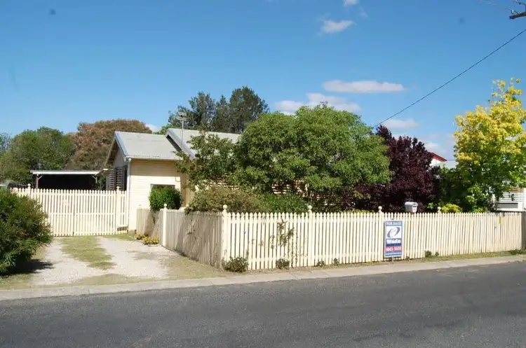 52 Stewart Avenue, Warwick QLD 4370