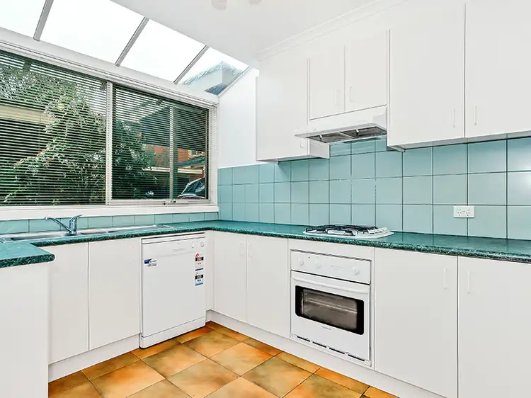 Fourth view of Homely townhouse listing, 5/74-76 Doncaster East Road, Mitcham VIC 3132