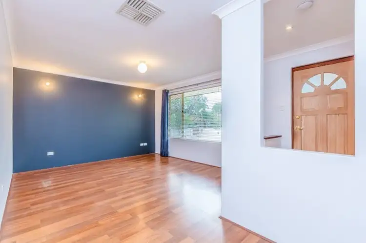 10 Mckeon Street, Redcliffe WA 6104
