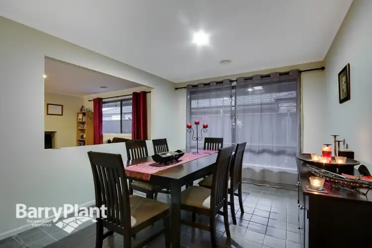 Fifth view of Homely house listing, 27 Sussex Avenue, Cranbourne North VIC 3977