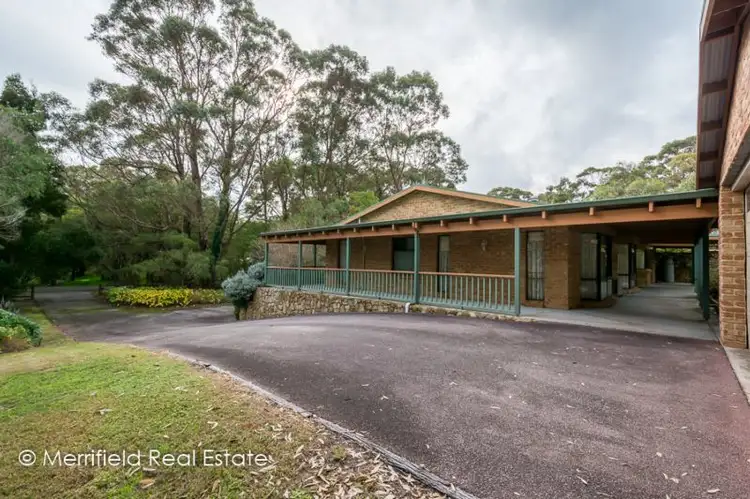 64 Gordon Street, Little Grove WA 6330