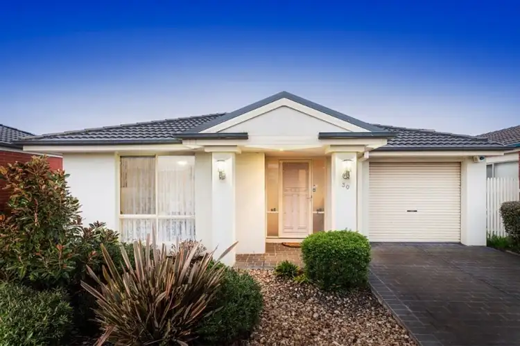 30 Dalkeith Drive, Point Cook VIC 3030