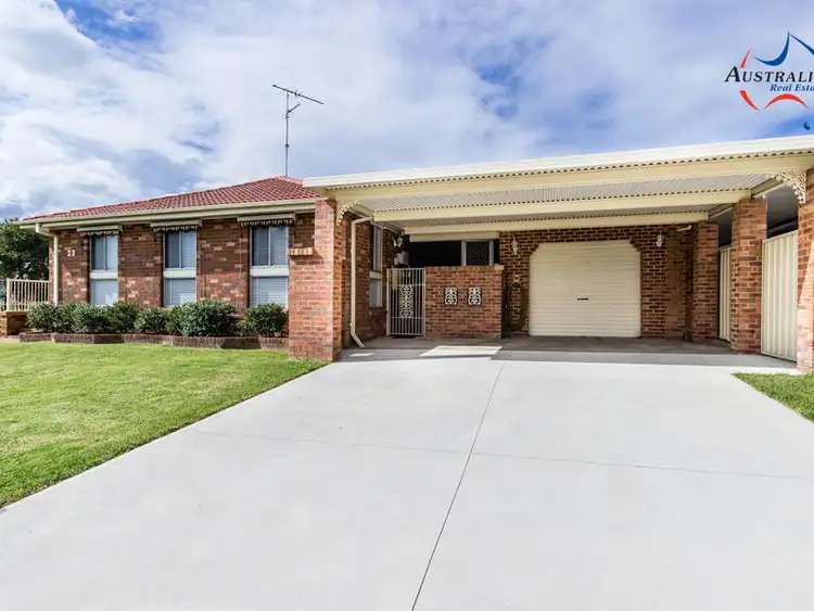 23 St Clair Avenue, St Clair NSW 2759