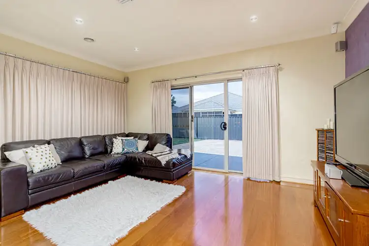 Sixth view of Homely house listing, 32 Botanic Drive, Hillside VIC 3037