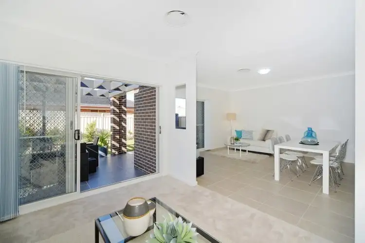 Fifth view of Homely unit listing, 4/17 Bluewattle Road, Worrigee NSW 2540