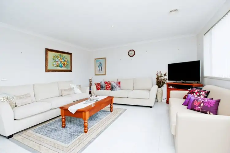 Fifth view of Homely house listing, 4 Vive Street, Tarneit VIC 3029