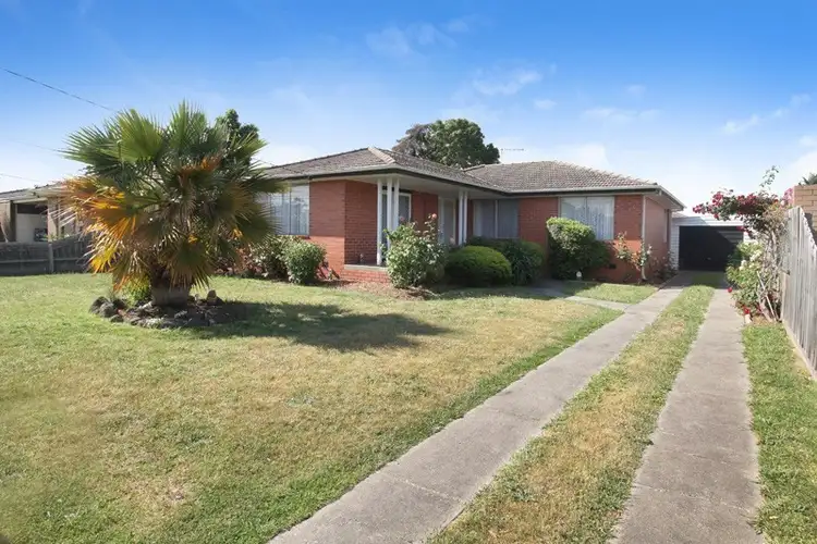 Second view of Homely house listing, 10 Aylesbury Crescent, Gladstone Park VIC 3043
