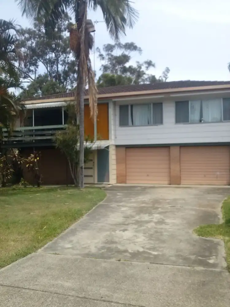 36 Enid Avenue, Southport QLD 4215