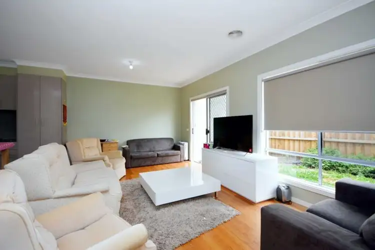 Fourth view of Homely townhouse listing, 2/1015 Pascoe Vale Road, Jacana VIC 3047