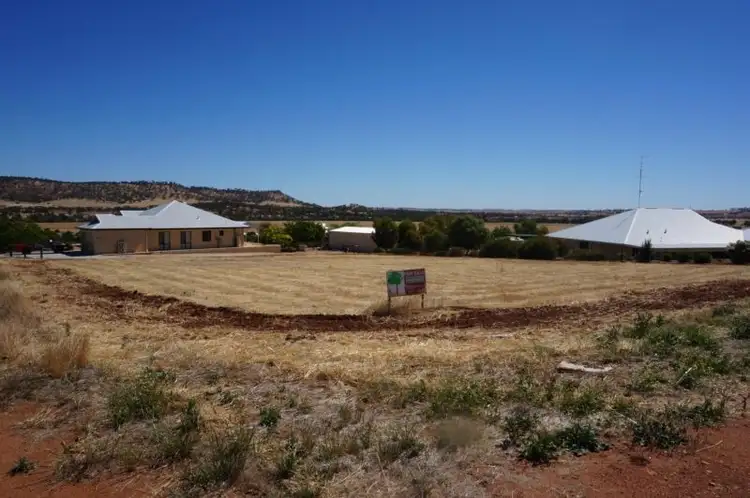 73 Andrews Avenue, York WA 6302