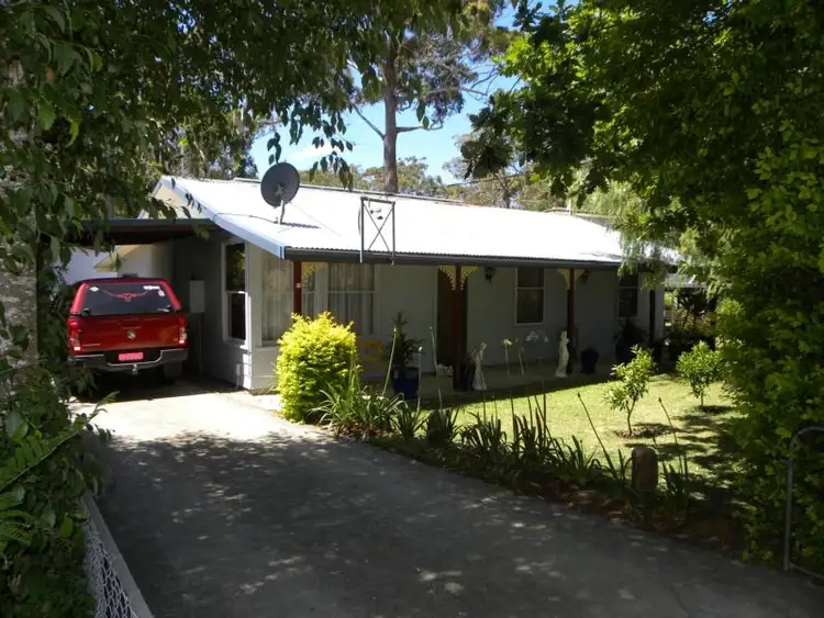 21 Glanville Rd, Sussex Inlet NSW 2540