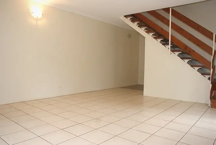 Main view of Homely unit listing, 17/6 Cannon Street, Manunda QLD 4870