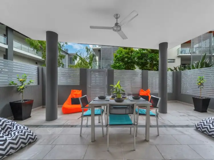 Fifth view of Homely apartment listing, 2/12 Barramul Street, Bulimba QLD 4171