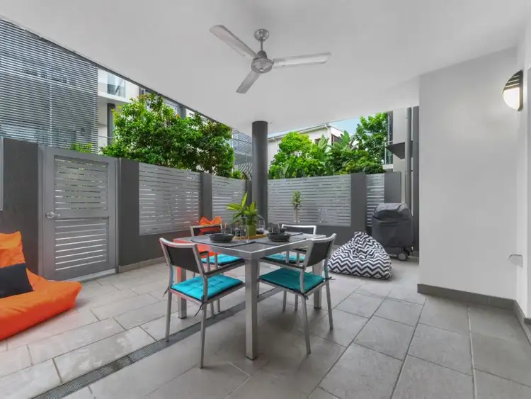 Sixth view of Homely apartment listing, 2/12 Barramul Street, Bulimba QLD 4171