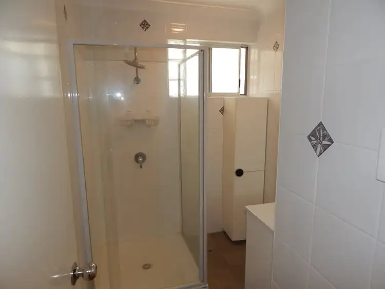 Fifth view of Homely semi-detached listing, 213 Ravenswood Drive, Westminster WA 6061