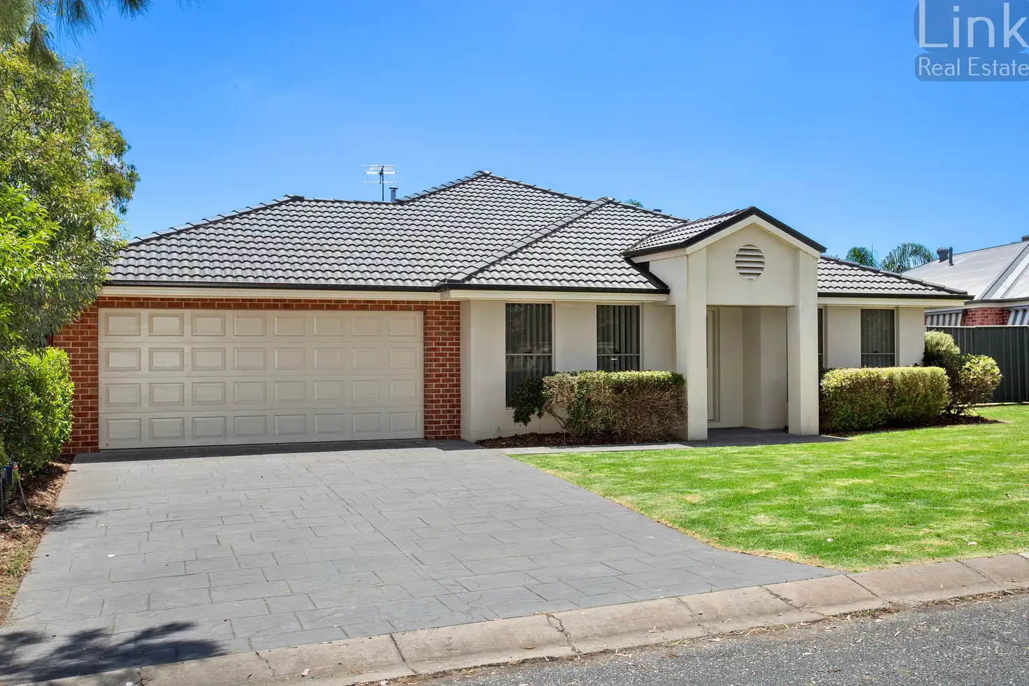 Main view of Homely house listing, 98 Hotham Circuit, Thurgoona NSW 2640
