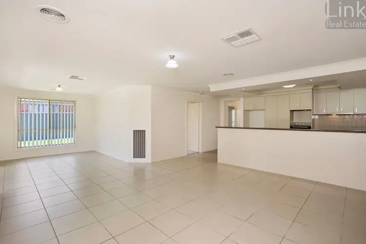 Sixth view of Homely house listing, 98 Hotham Circuit, Thurgoona NSW 2640