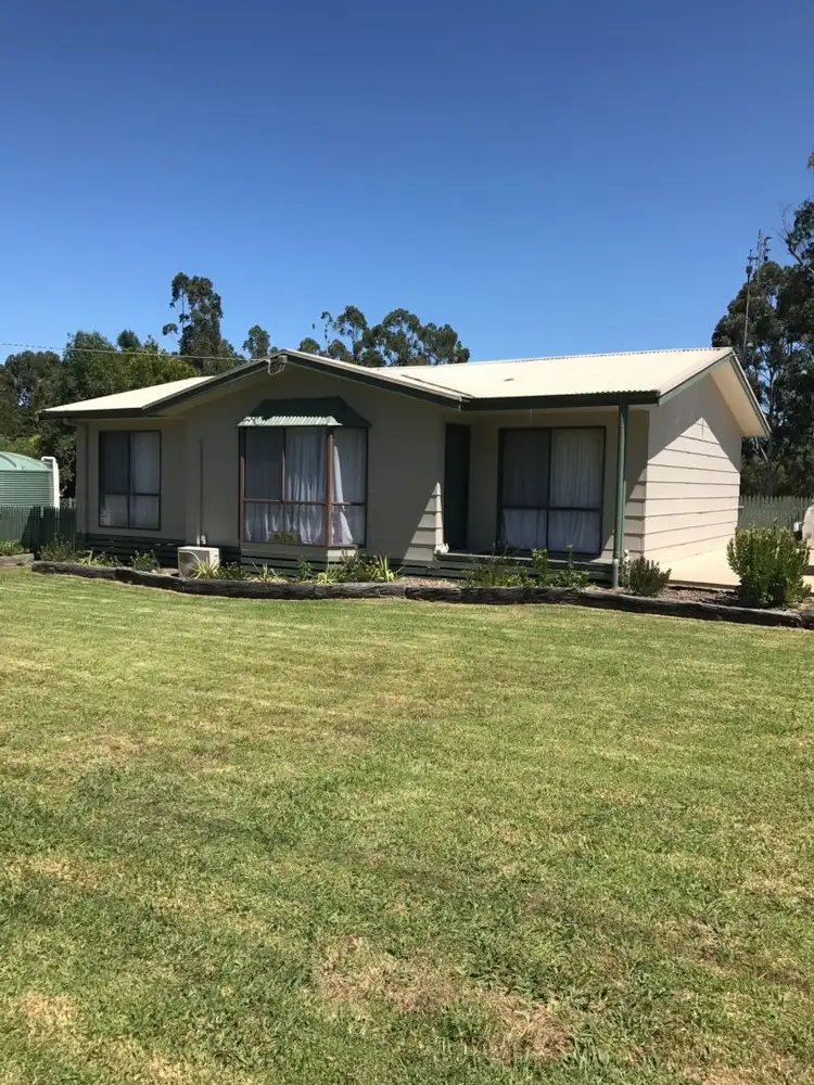 40 Main Road, Gellibrand VIC 3239