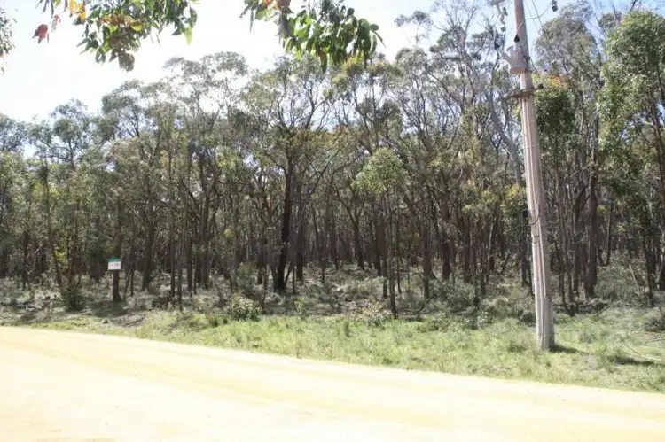 13 Jacks Road, Linton VIC 3360